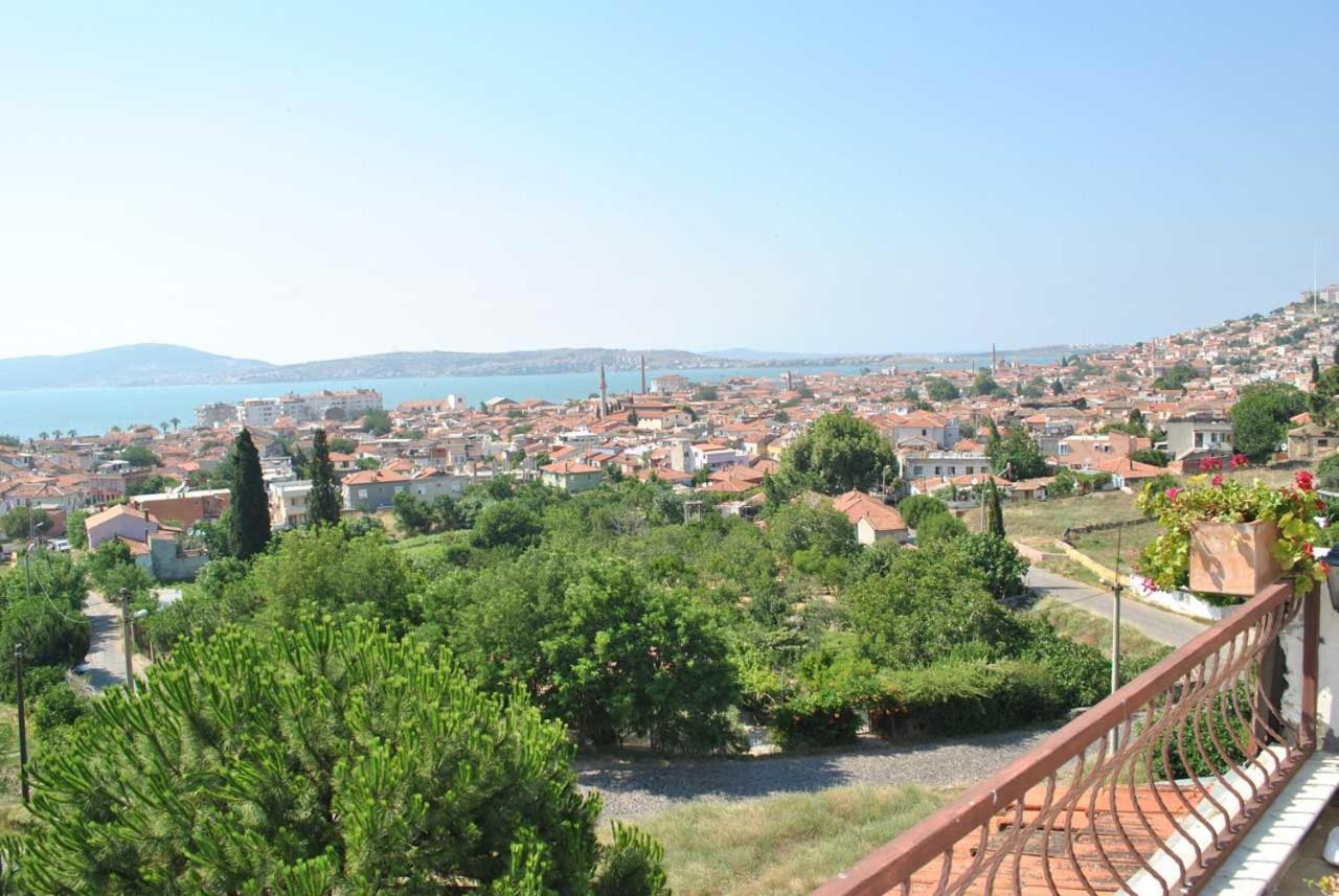 Gunebakan Taliani Hotel ไอวาลิค ภายนอก รูปภาพ