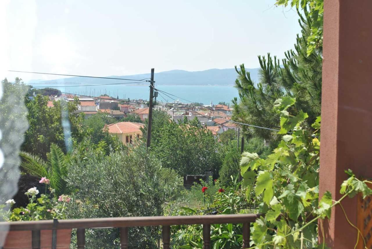 Gunebakan Taliani Hotel ไอวาลิค ภายนอก รูปภาพ