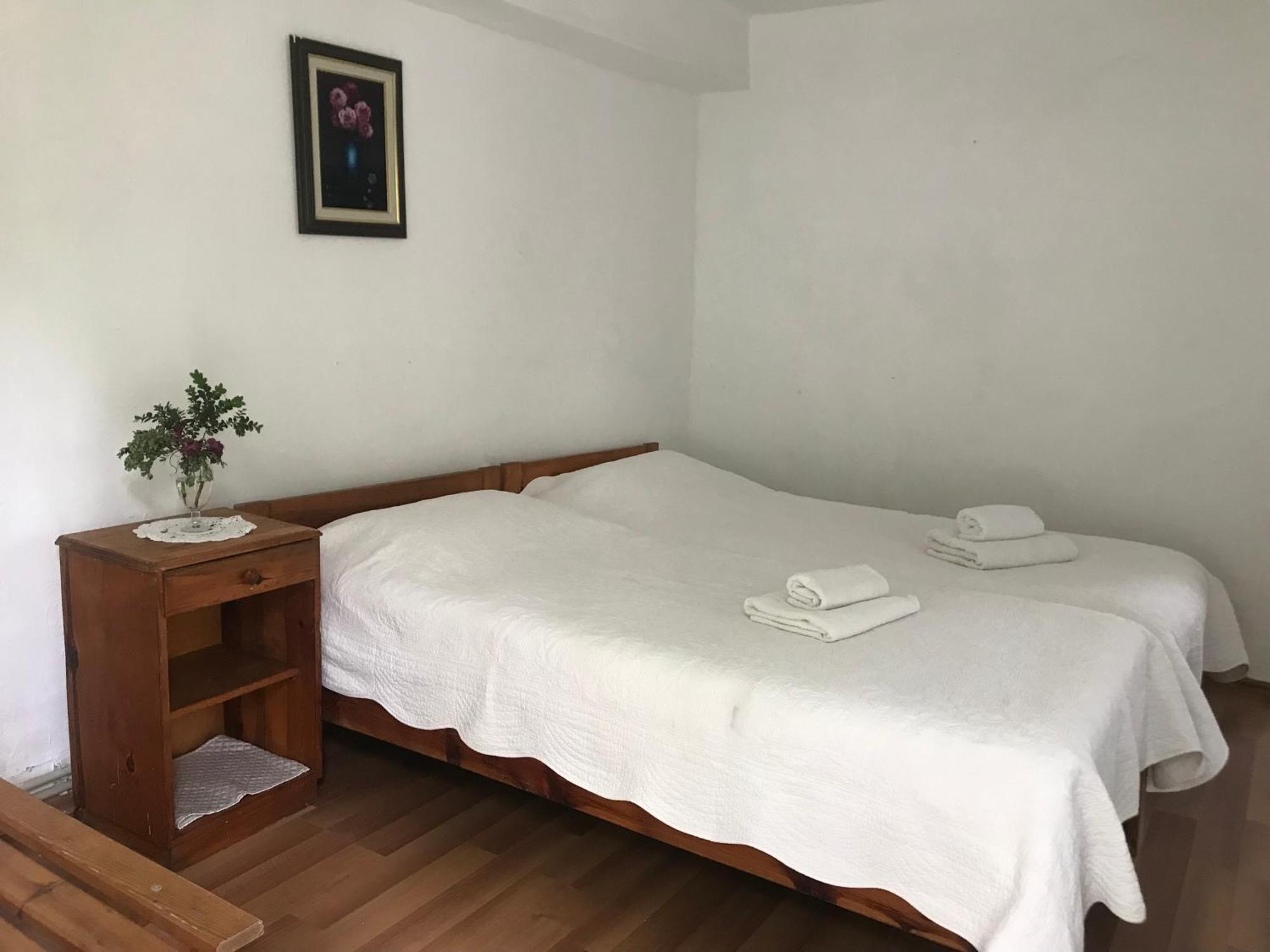 Gunebakan Taliani Hotel ไอวาลิค ภายนอก รูปภาพ